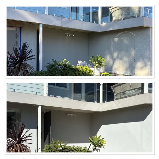Courtyard walls before and after a smooth render
